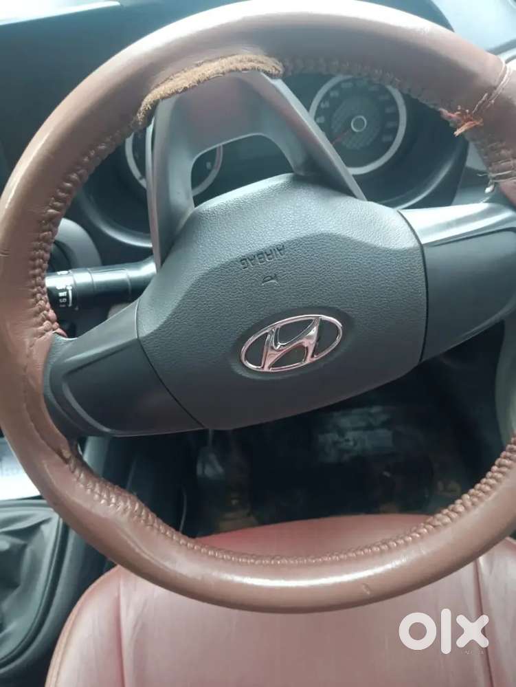 Hyundai Aura 1.2 Petrol 2022