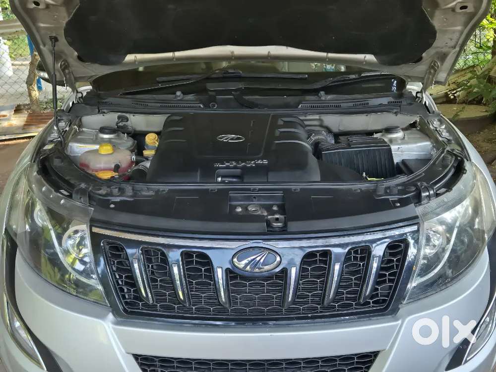Xuv500 W8 2017- Company Service.
