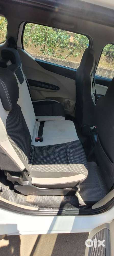 Renault Triber Rxt, 2020, Petrol