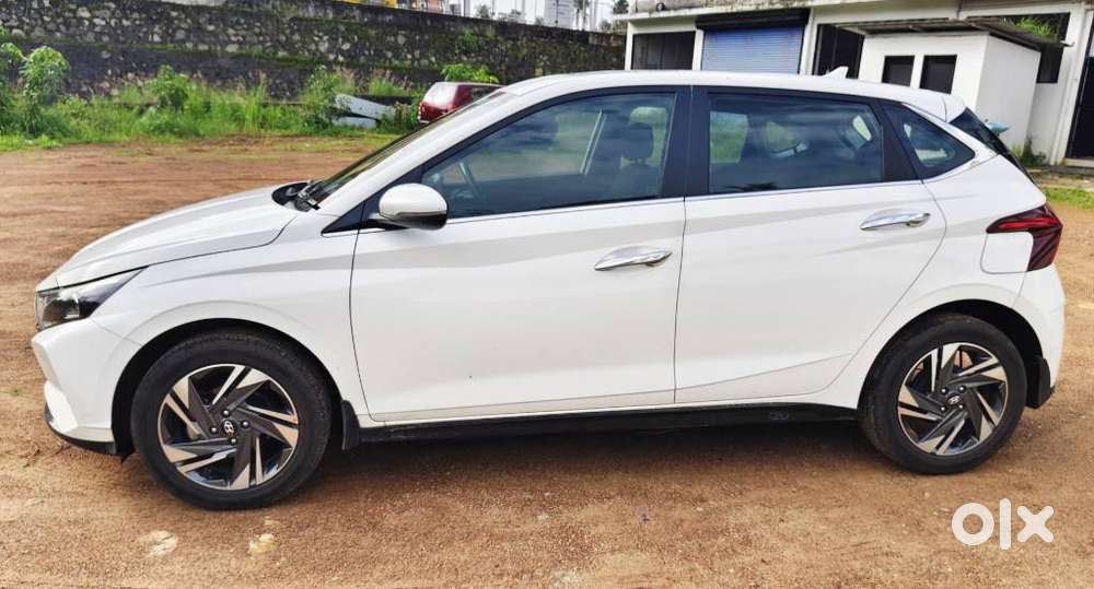 Hyundai I20 Asta 1.2 O With Sunroof, 2022, Petrol