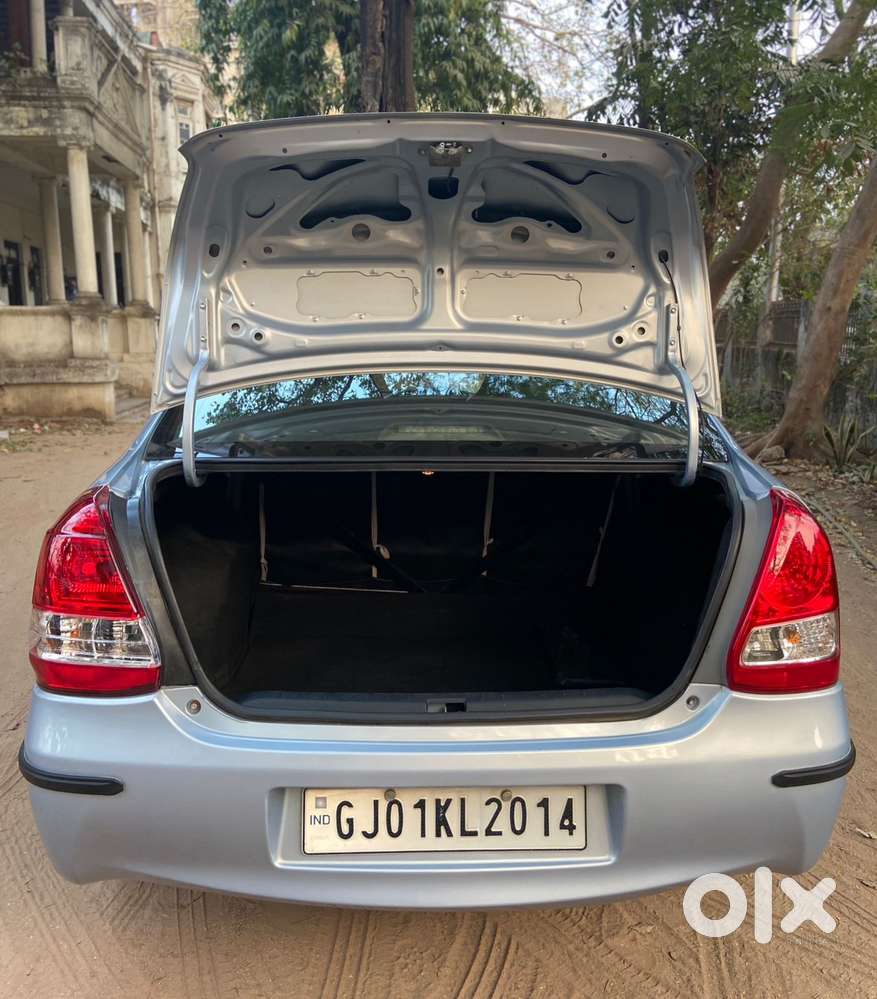 Toyota Etios 2010-2012 G, 2011, Petrol