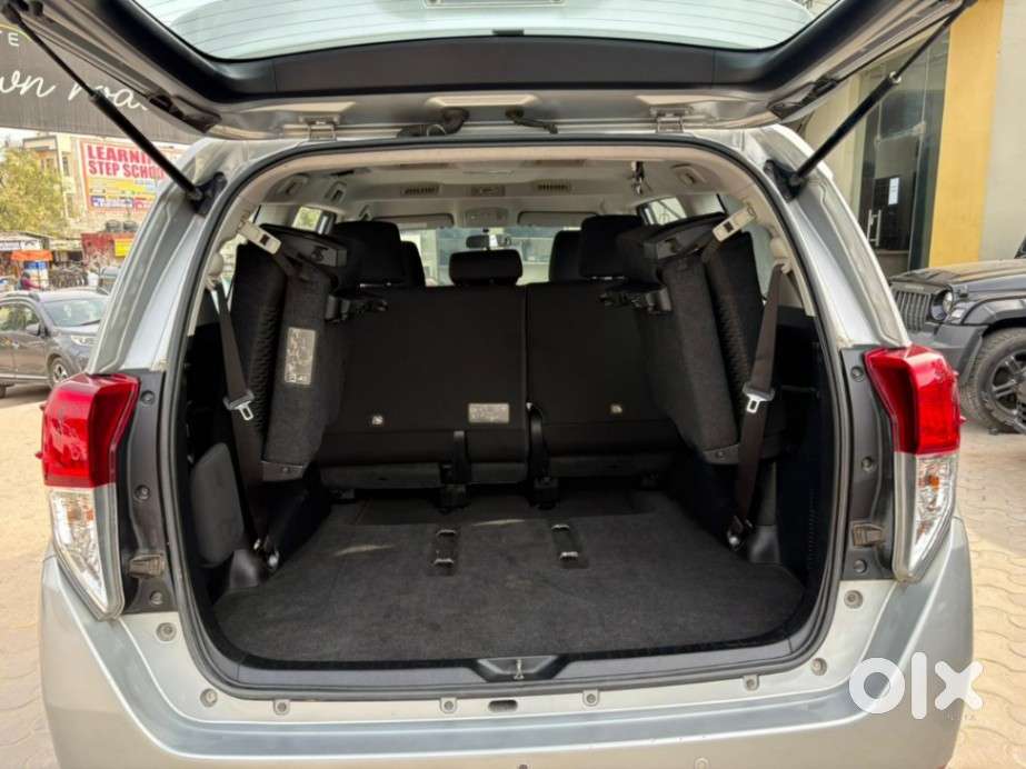 Toyota Innova Crysta 2.8 Gx At 7 Str, 2017, Diesel