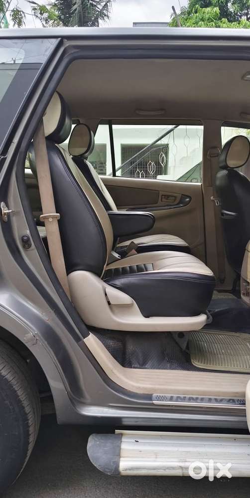 Toyota Innova 2.5 G (diesel) 7 Seater, 2006, Diesel