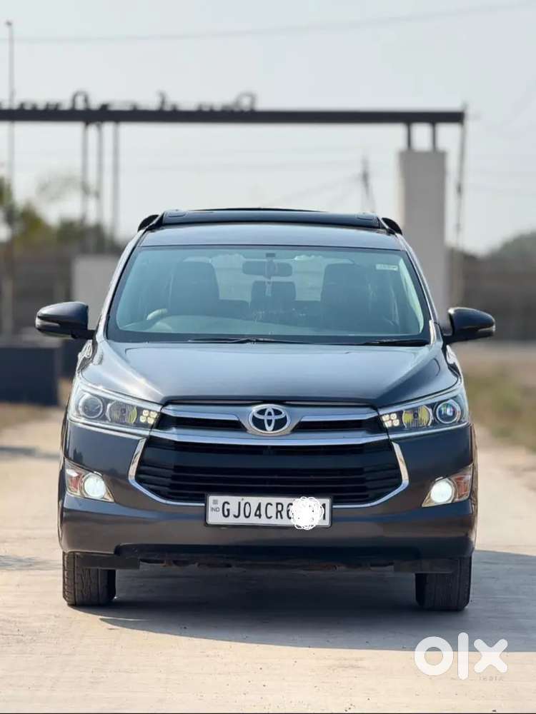 Toyota Innova Crysta 2018 Diesel Well Maintained