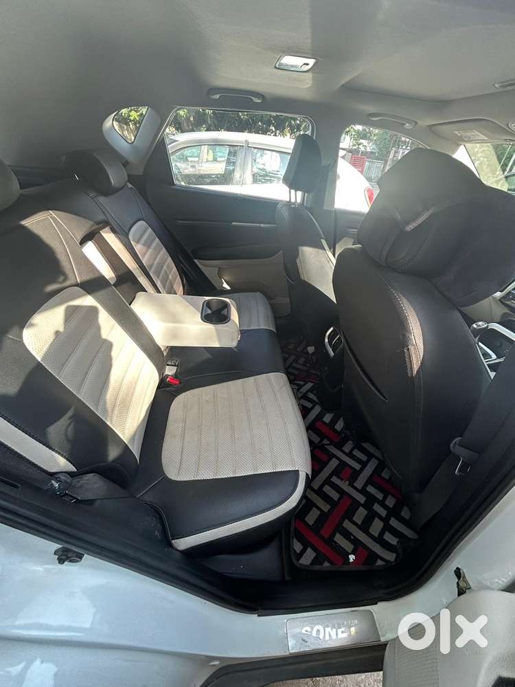Kia Sonet 2021 Petrol, Excellent Condition