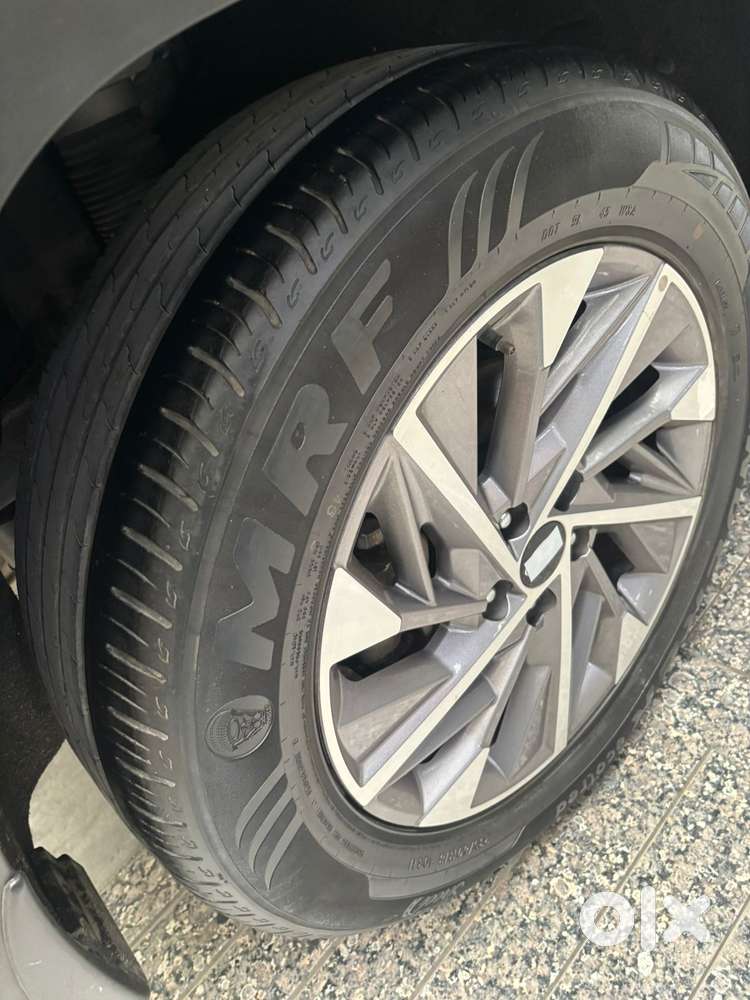 Hyundai Tucson 2.0 Signature Petrol At, 2024, Petrol