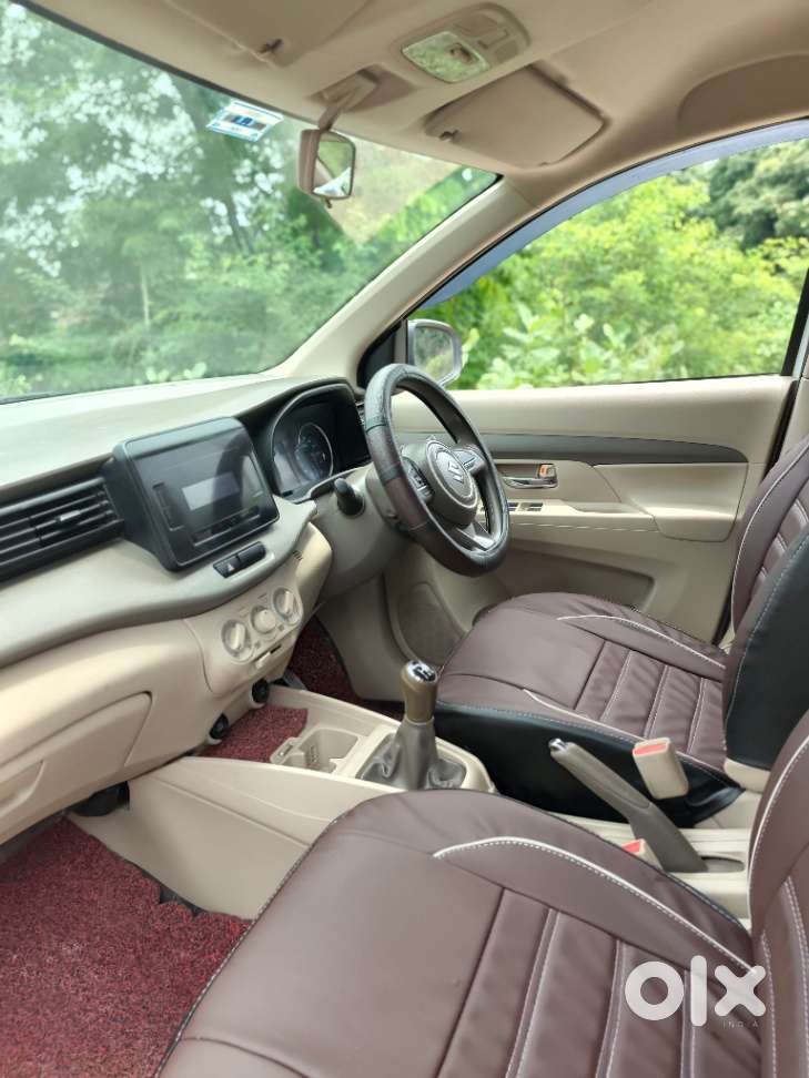 Maruti Suzuki Ertiga 1.5 Vxi, 2022, Petrol