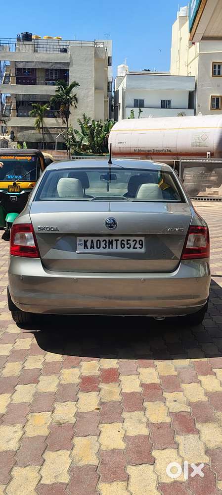 Skoda Rapid 1.6 Mpi At Ambition Plus, 2014, Petrol