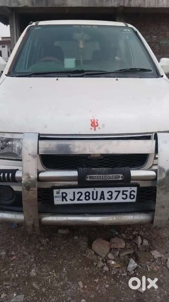Chevrolet Tavera Neo 2016