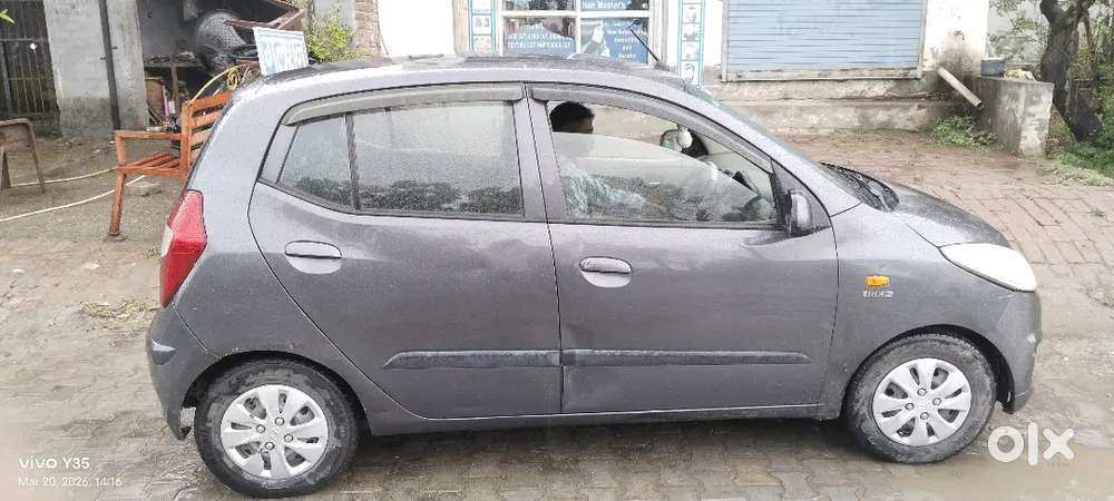Hyundai I10 Magna 2012 Car