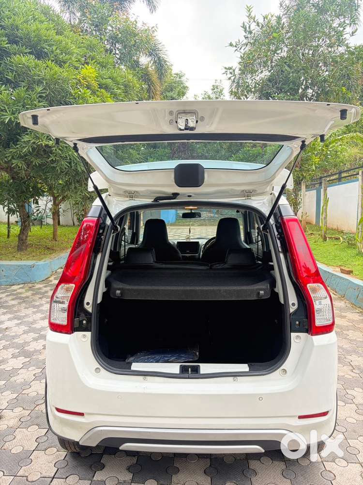 Maruti Suzuki Wagon R 1.2 Zxi 2024 Showroom Conditional Car