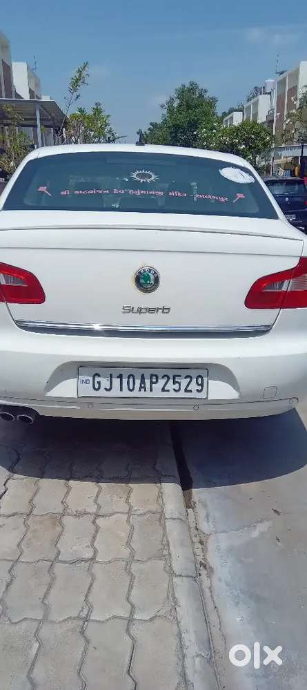 Skoda Superb 2011