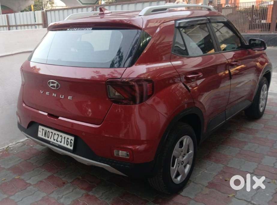 Hyundai Venue S Plus Mt 1.2 Kappa, 2022, Petrol