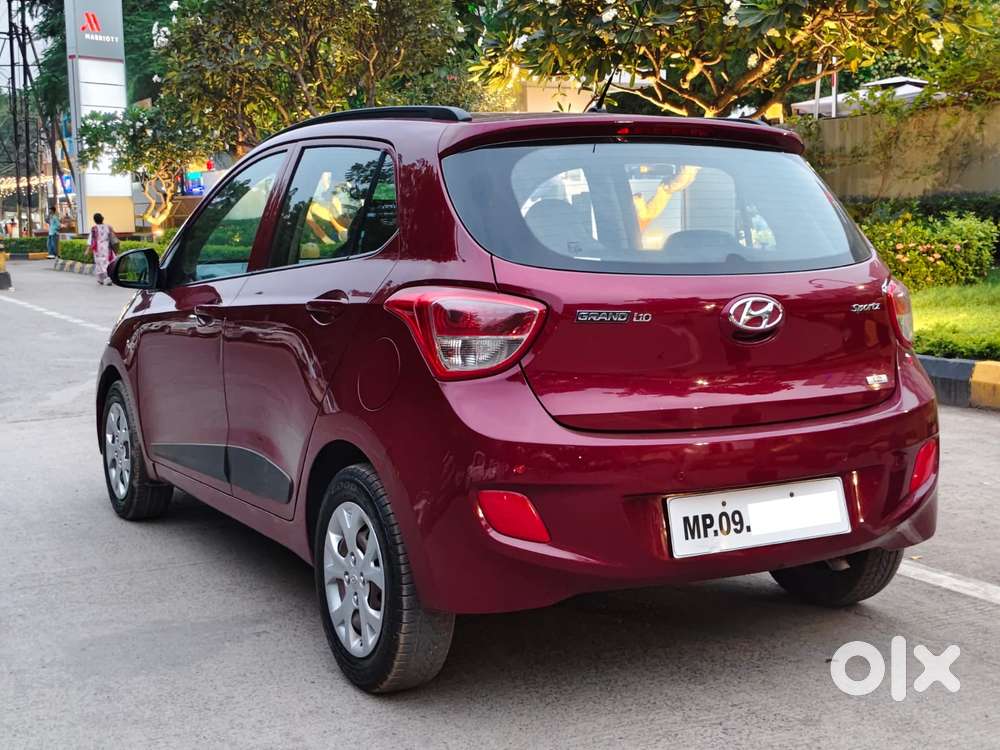 Hyundai Grand I10 Sportz, 2015, Petrol