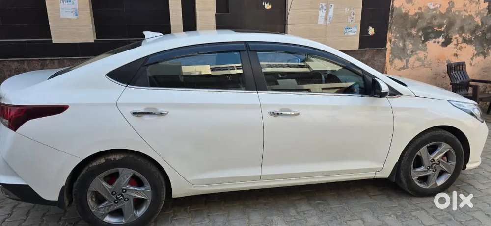 Hyundai New Verna Sx 2022
