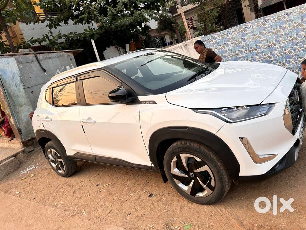 Nissan Magnite 2023 Petrol 42823 Km Driven