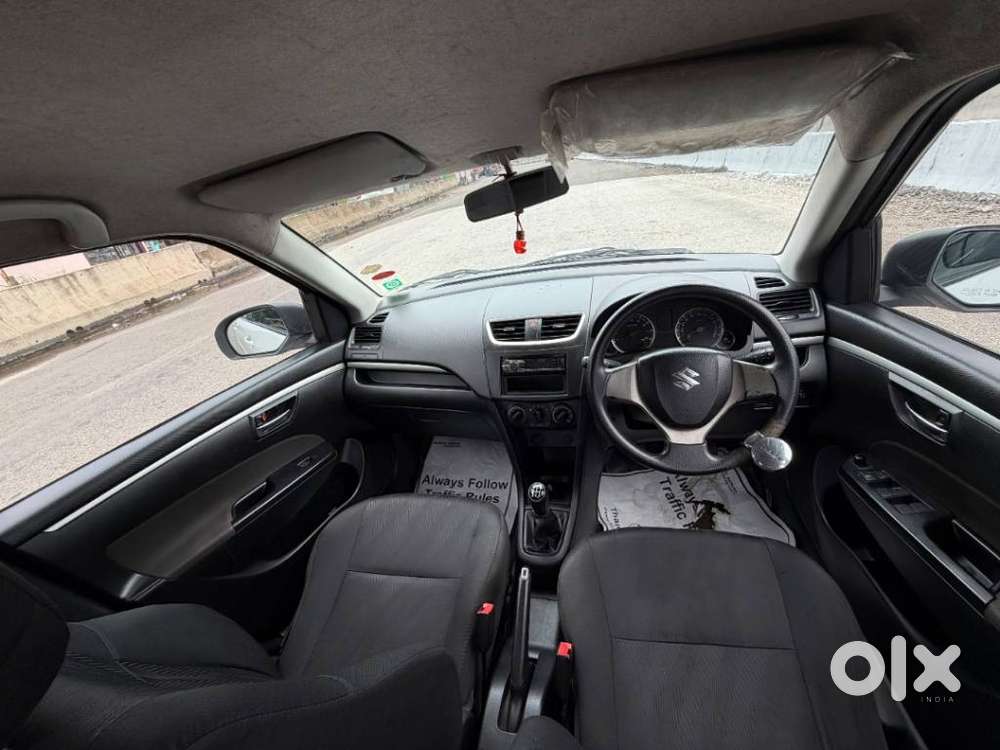 Maruti Suzuki Swift Vxi + Manual, 2012, Petrol