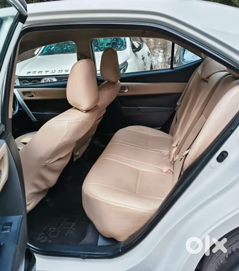 Toyota Corolla Altis 2013-2017 D-4d G, 2015, Diesel