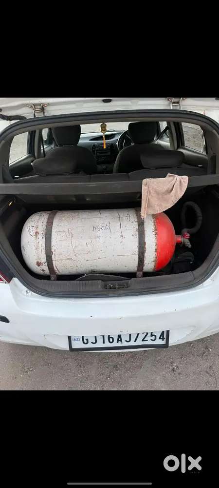I 20 Petrol + Cng  2031 तक वैलिड