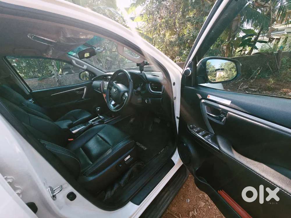 Toyota Fortuner 4x4 At  2024