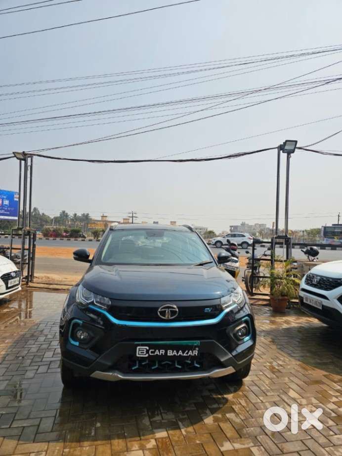 Tata Nexon Ev Xz Plus Lux, 2023