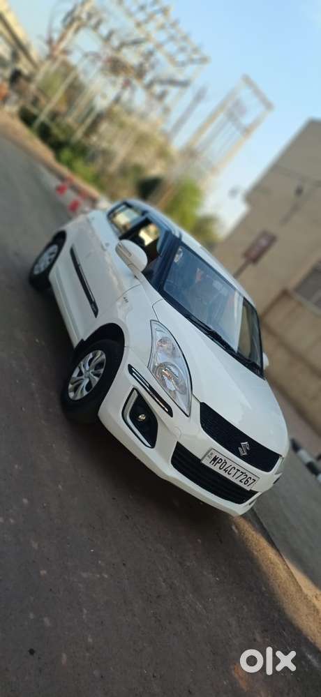 Maruti Suzuki Swift Vxi Optional, 2017, Petrol