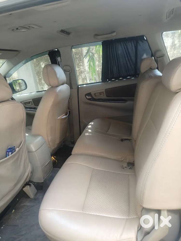 Toyota Innova 2013