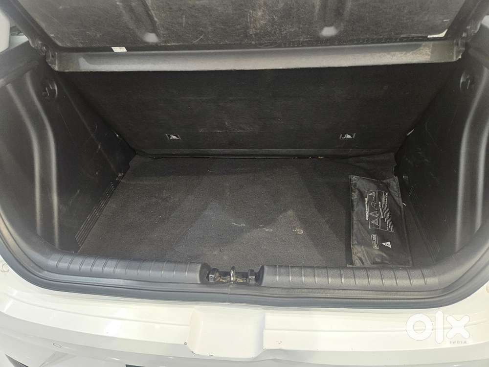Hyundai I20 Sportz 1.2 Ivt, 2023, Petrol