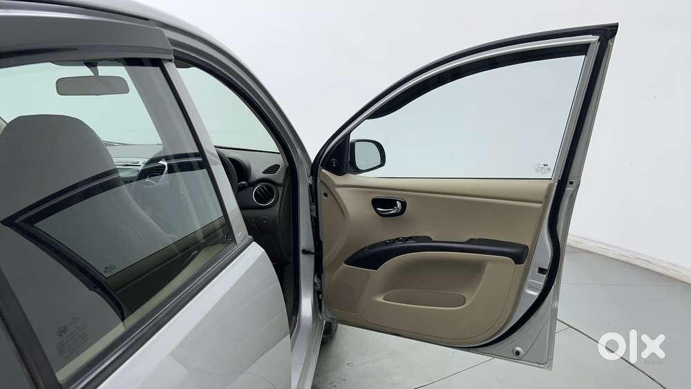 Hyundai I10 Sportz 1.1 Irde2, 2015, Petrol