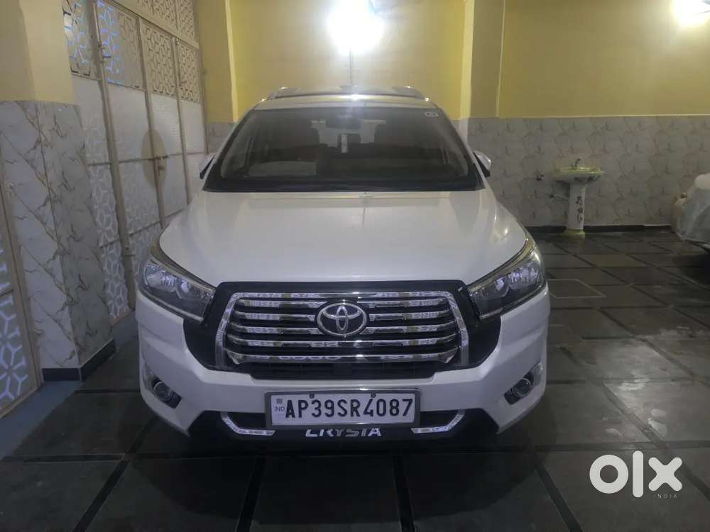 Toyota Innova Crysta Diesel 2023