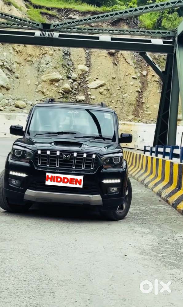 Black Mahindra Scorpio 2023 Classic Petrol Manual