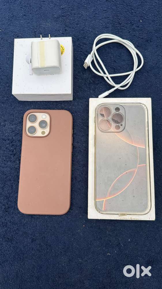 16 pro Max 256 gb 100% health &condition with bill box OG charger sell