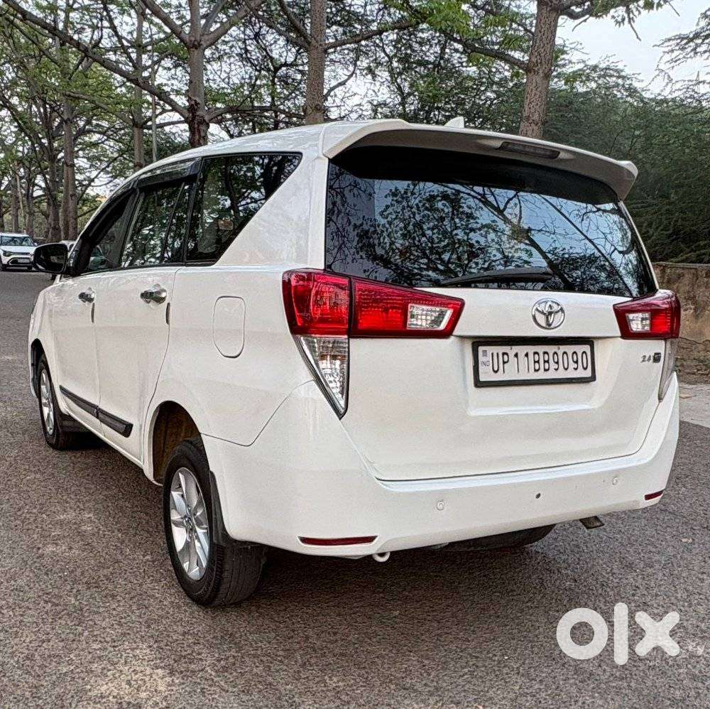 Toyota Innova Crysta 2.4 G Mt 7 Str, 2016, Diesel