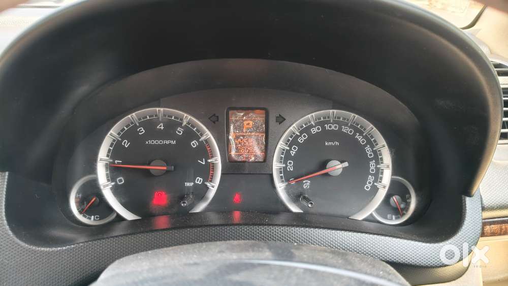 Maruti Suzuki Swift Dzire Vxi At, 2013, Petrol