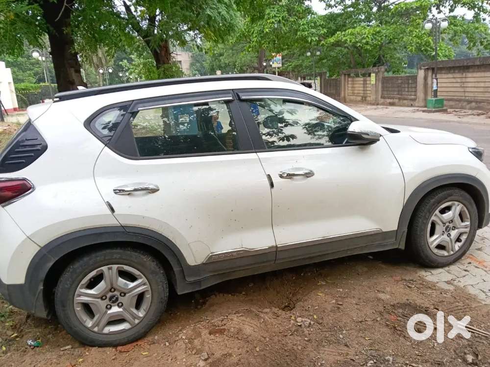 Kia Sonet 2021 Petrol 67000 Km Driven