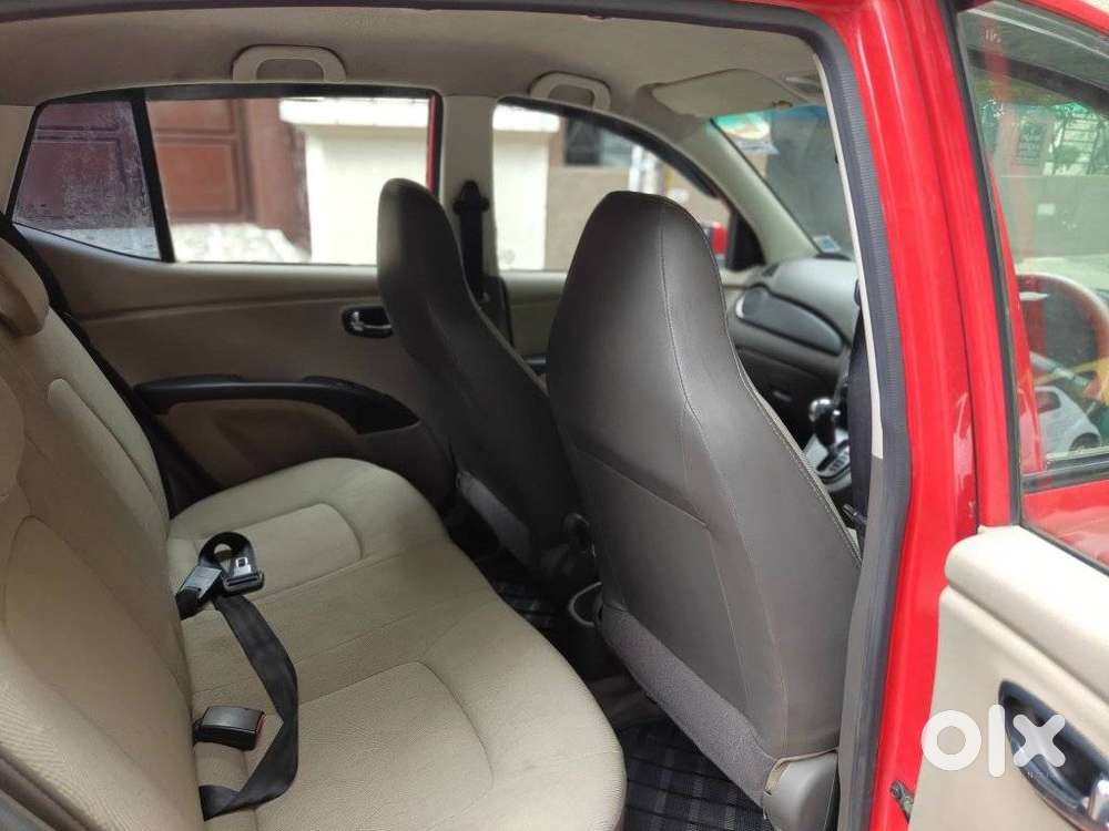 Hyundai I10 Sportz At, 2010, Petrol