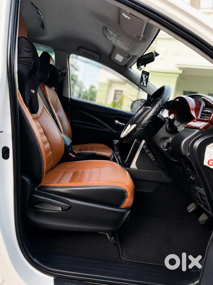 Toyota Innova Crysta 2.4 G Mt 7 Str, 2016, Diesel