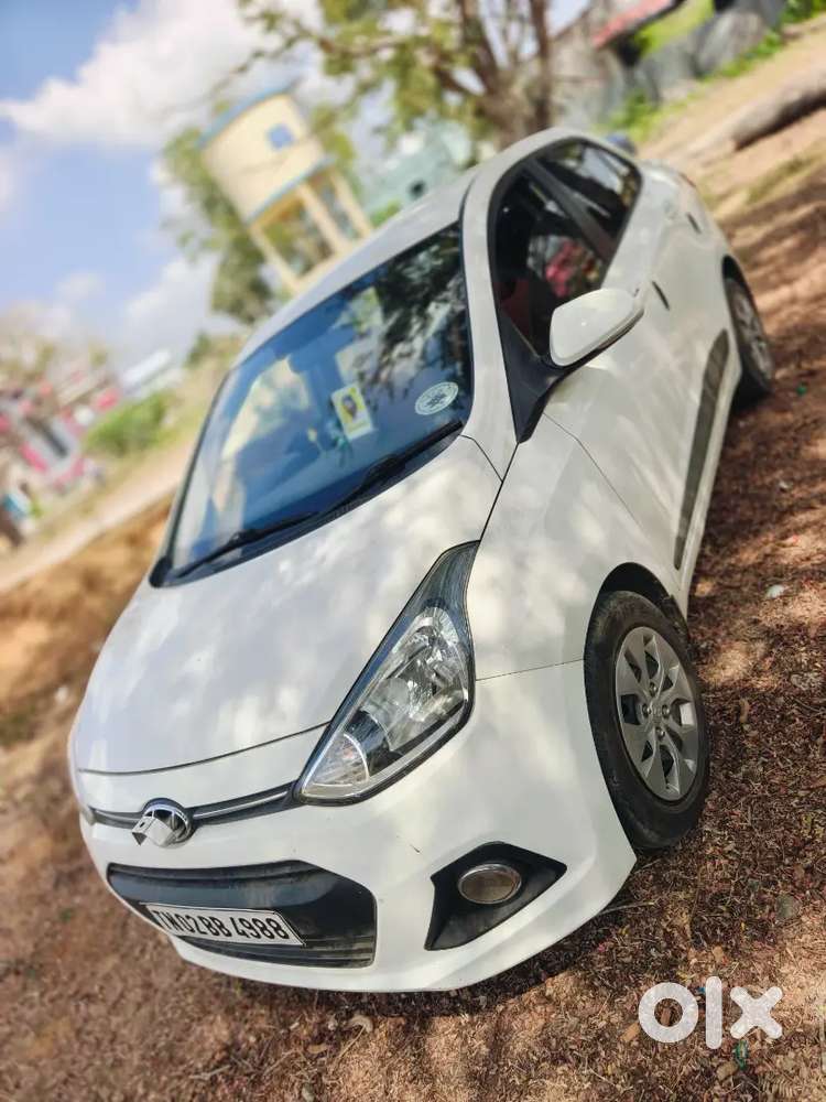 Hyundai Xcent 2015