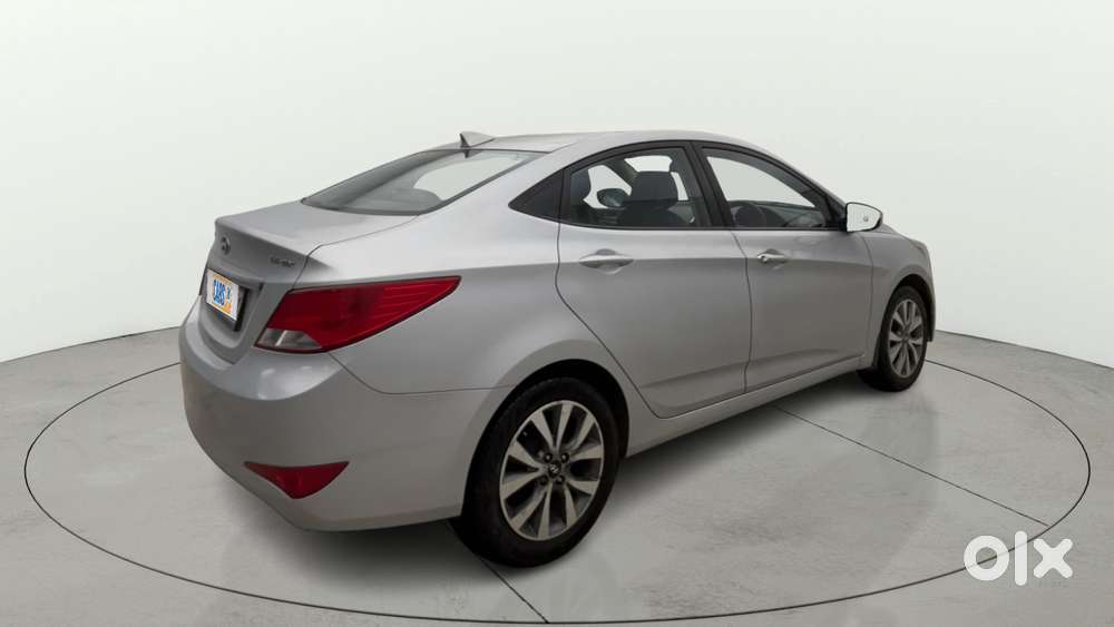 Hyundai Verna 1.6 Vtvt Sx, 2016, Petrol