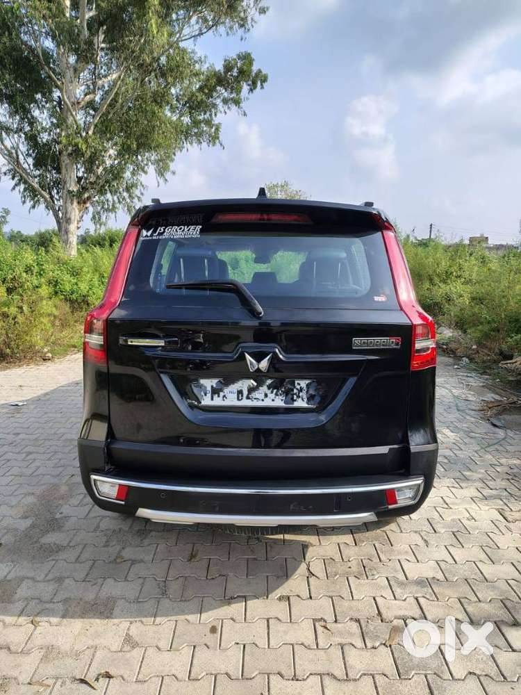 Mahindra Scorpio N Z4 Petrol At 7 Str, 2022, Petrol