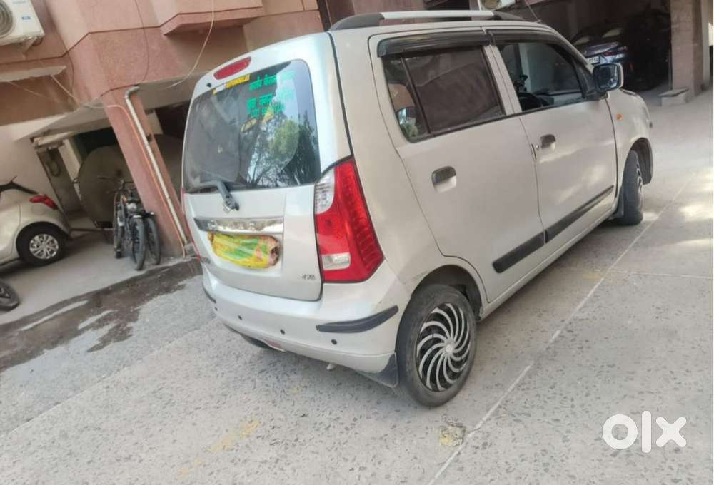 Maruti Suzuki Wagon R Vxi Minor 2011