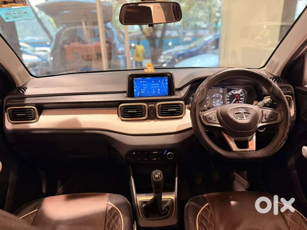 Tata Punch Accomplished, 2023, Petrol