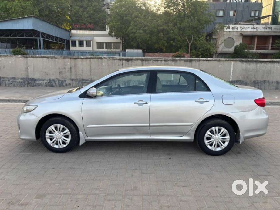 Toyota Corolla Altis [2008-2011] 1.8 J, 2011, Petrol