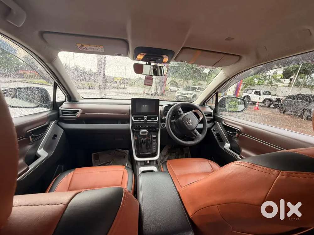 Toyota Innova Hycross 2024 Hybrid