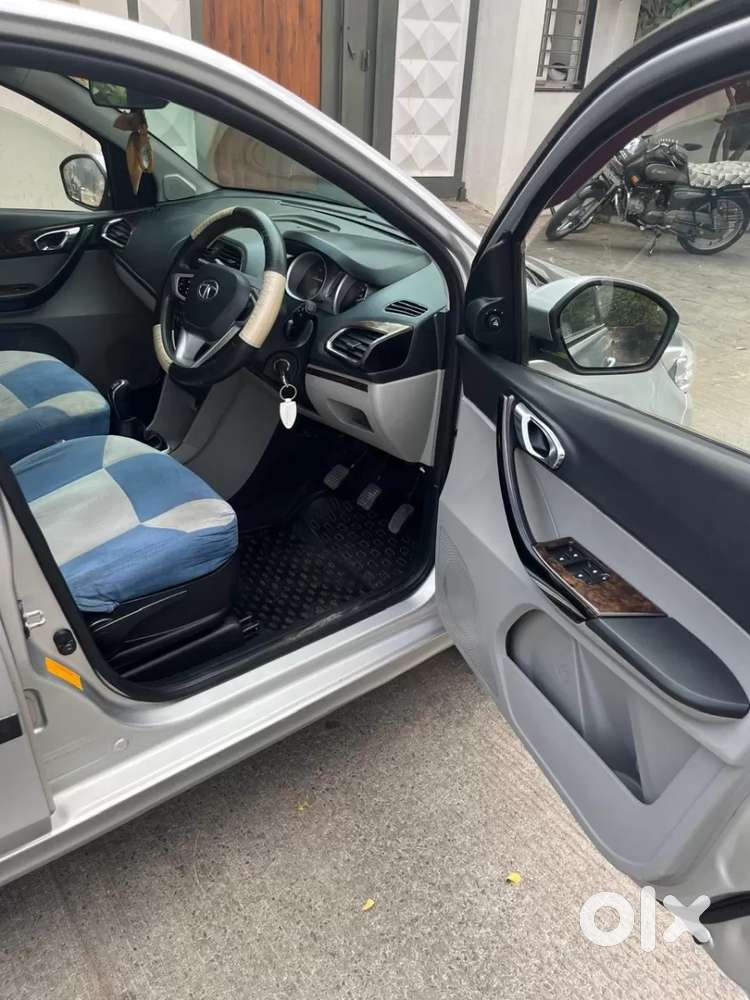 Tata Tiago Xz, 2017, Petrol