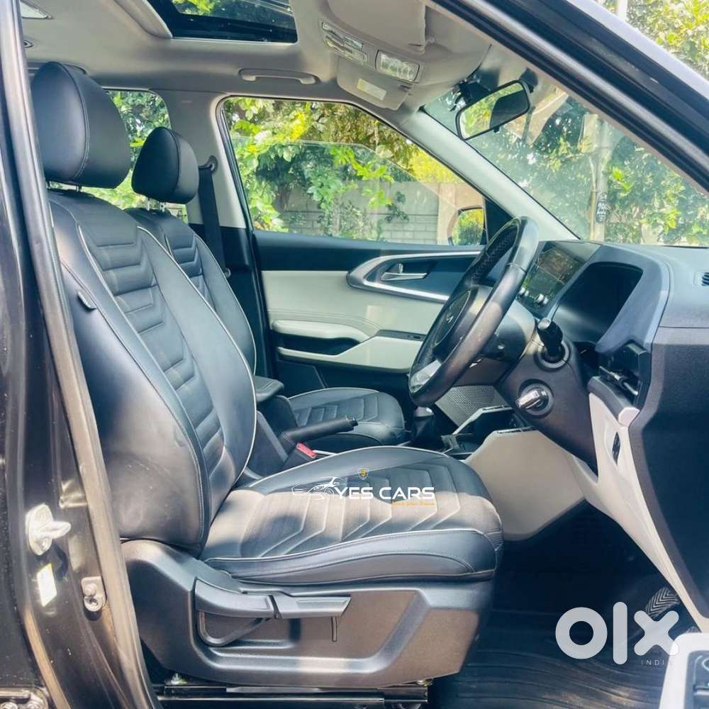 Kia Carens G1.5 6mt Gravity, 2025, Petrol