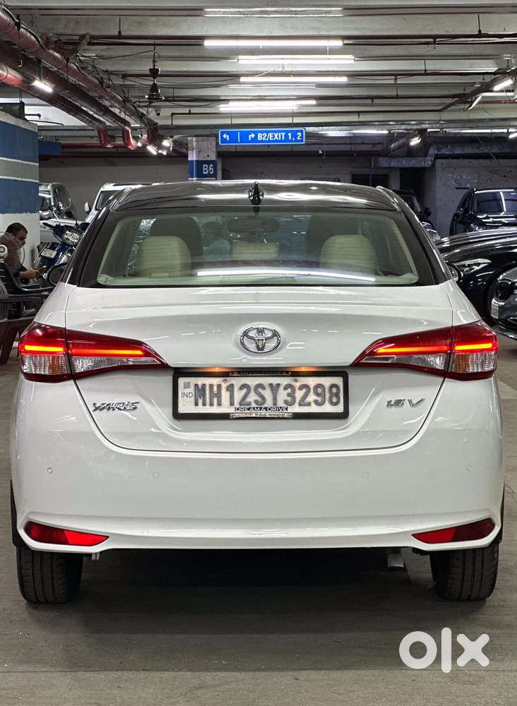 Toyota Yaris V Cvt, 2020, Petrol
