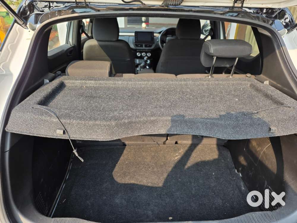 Mahindra Renault Logan 2022