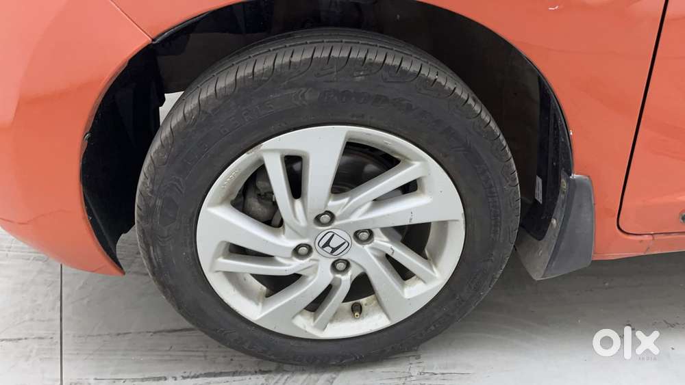 Honda Jazz [2020-2023] 1.2 V I-vtec Mt, 2015, Petrol