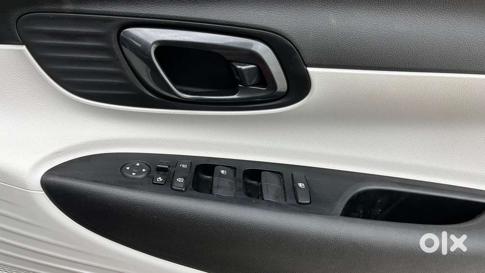 Hyundai New I20 1.2 Sportz Ivt, 2024, Petrol